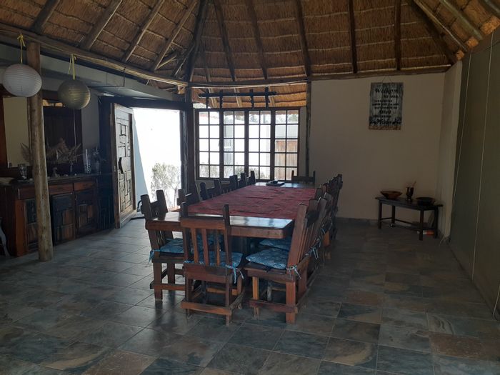 Doringkloof House For Sale: 5 bedrooms, pool, guesthouse potential, ample parking.