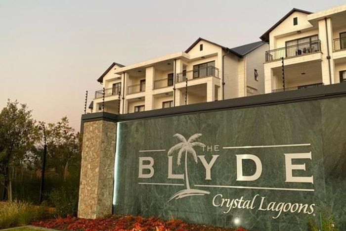 1 Bedroom Apartment To Rent in Blyde Riverwalk Estate, includes amenities and appliances.