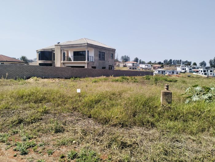 Vacant Land Residential For Sale in Aquapark - 1,371 m² with mountain views.