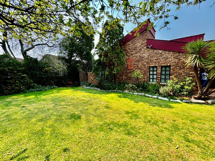 For Sale: Spacious 4-bedroom house with pool, double garages, and borehole in Secunda Central.
