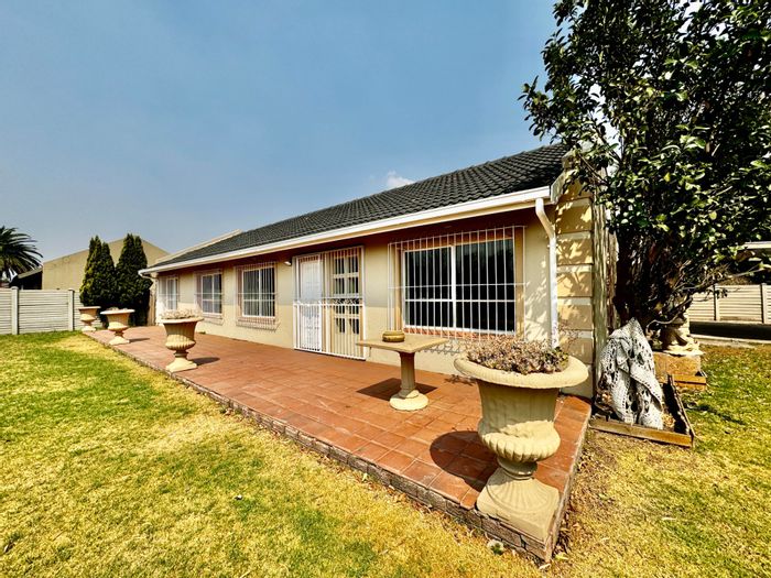 For Sale: Secunda Central House with spacious garden, security features, and double garage.