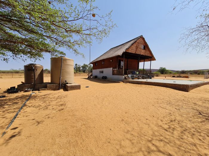 For Sale: 132-hectare farm in Modimolle Rural with river, borehole, and facilities.