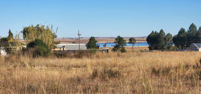 2006 sqm Vacant Land Residential in Deneysville Central For Sale, Vaal Dam views.