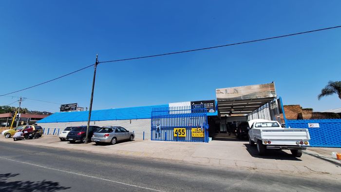 Retail property for sale in Gezina with workshop, paint booth, and car lifts.