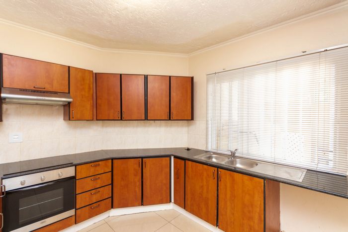 2-Bedroom Apartment To Rent in Halfway Gardens with ensuite bathrooms and private patio.