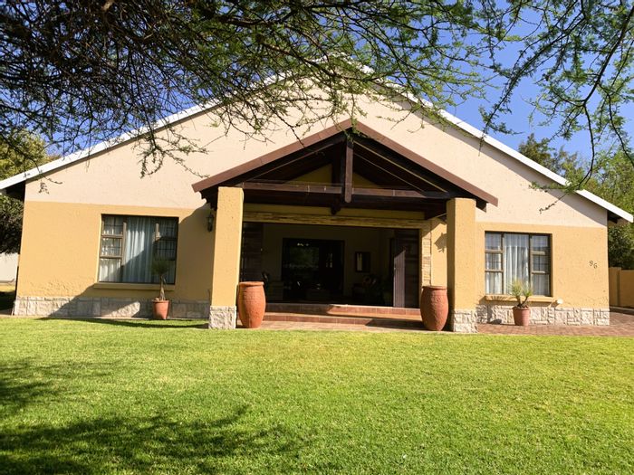 House For Sale in Koro Creek Golf Estate: 3 beds, solar system, private garden.