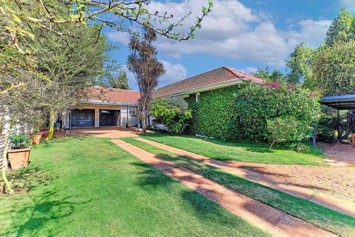 Northcliff House For Sale: Spacious home with pool, cottage, borehole, and generator.