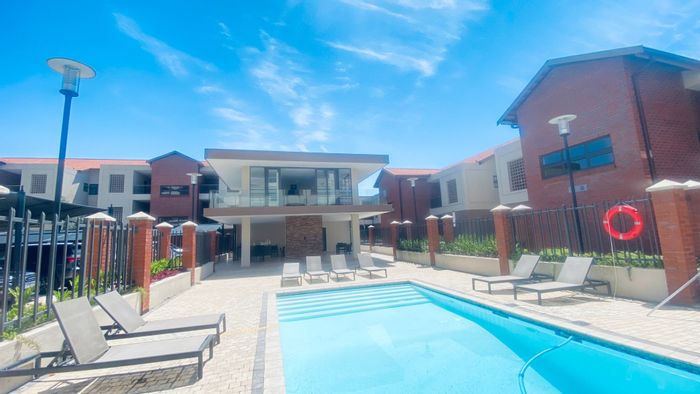 1-Bedroom Apartment in Umhlanga Ridge For Sale: Gym, Pool, Balcony, Secure Parking.