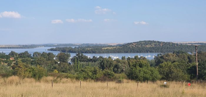 Vacant Land Residential For Sale in Vaal Marina Central, 1272 sqm, near amenities.