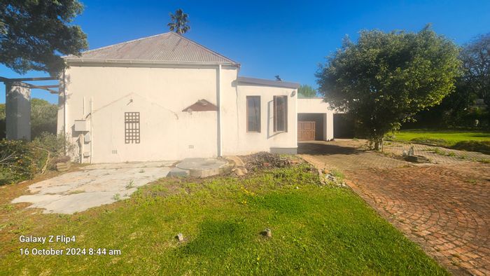 Blanco House For Sale: Two dwellings, prime location near Fancourt, investment potential.