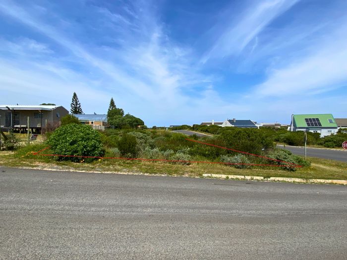 Vacant Land Residential For Sale in Franskraal: 715 sqm with mountain views, near beach.