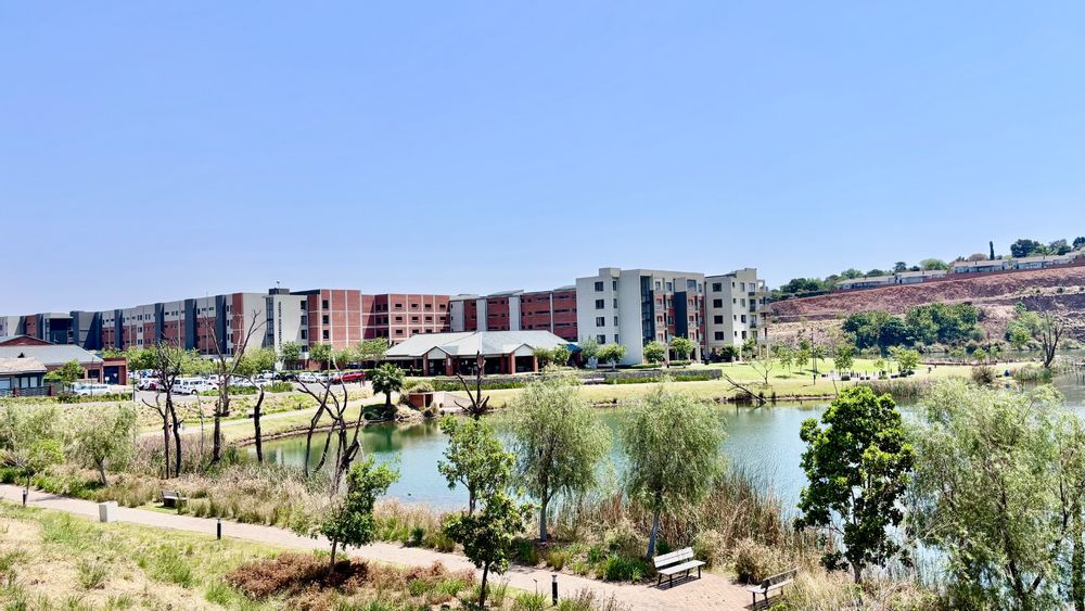 Dining area, Clubhouse, Health facilities.