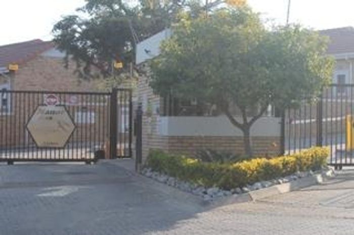 To Rent: Apartment in Randpark Ridge with 2 beds, balcony, and 24-hour security.