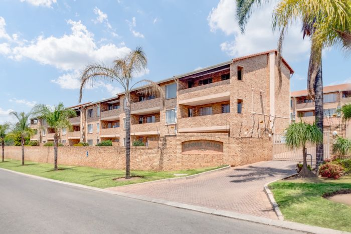 For Sale: Sundowner Apartment with 3 beds, pool, garage, and no transfer fees.