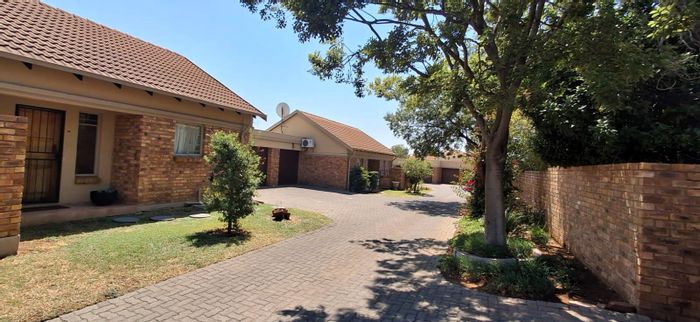 Townhouse for Sale in Equestria: Open-plan living, pet-friendly garden, 24-hour security.