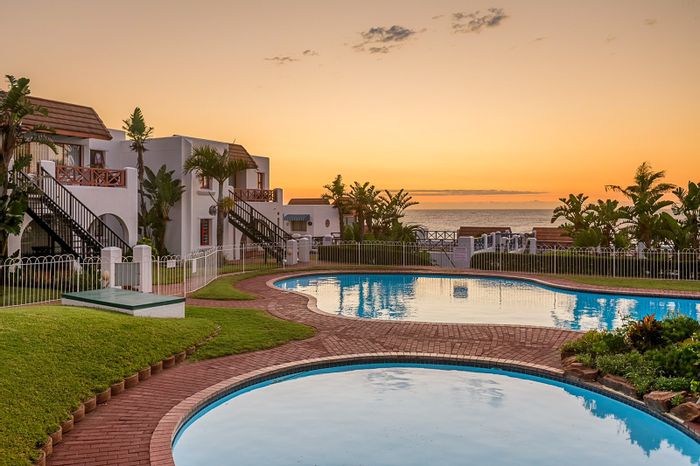 For Sale: Apartment in Compensation Beach with balcony, garage, and beach access.