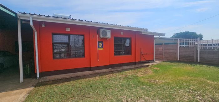 For Sale: House in South Ridge with four bedrooms, built-in braai, and secure parking.