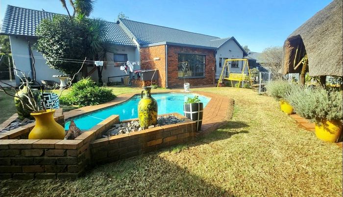 For Sale: House in Mayberry Park with pool, garden, and guest suite.