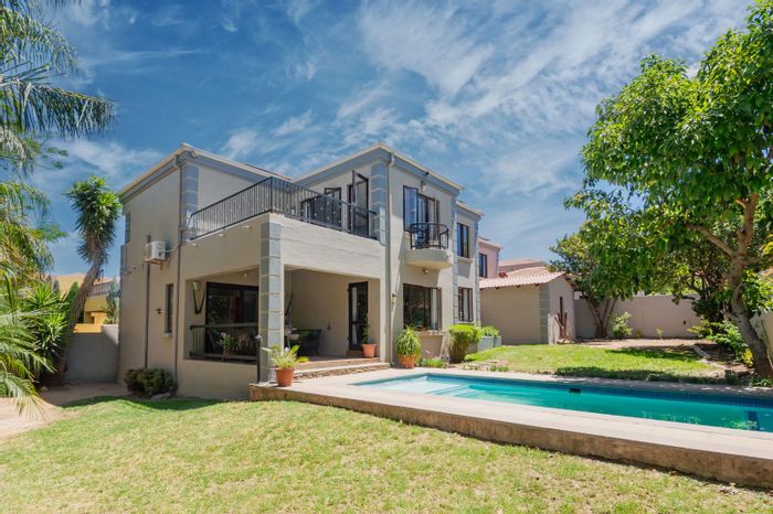 Broadacres House For Sale: 4 Bedrooms, Pool, Double Garage, Versatile Entertainment Area.