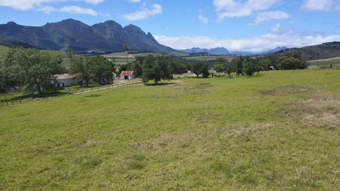 For Sale: Farm in Stellenbosch Farms with 20 cottages and expansion potential.