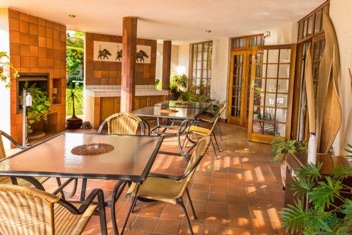 La Montagne House For Sale: 7 bedrooms, solar, pool, business rights, fully furnished.