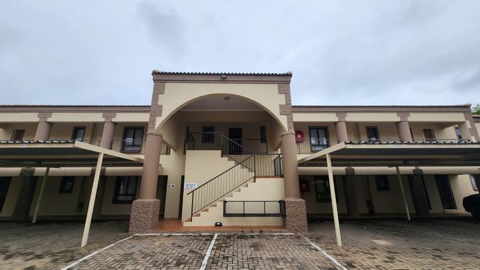 For Sale: Apartment in Stonehenge Ext 8, near schools and TUT, ideal investment.