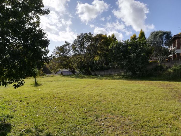 Hillcrest Central: For Sale - Vacant Land Residential, 1655m2 in secure estate.