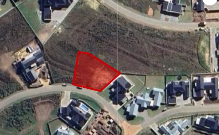 Vacant Land Residential For Sale in Kingswood Golf Estate, 1068m² with mountain views.