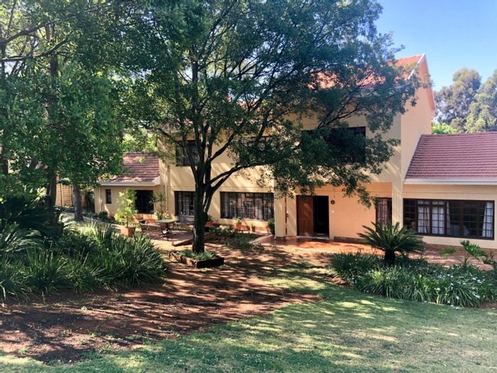 For Sale: House in Waterkloof Ridge with 4 beds, cottage, and development potential.