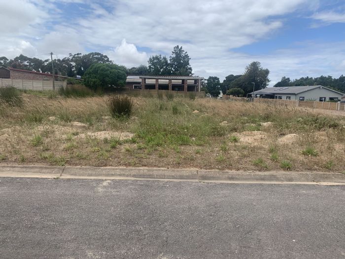 Vacant Land Residential for Sale in Albertinia Central - 862sqm corner stand.