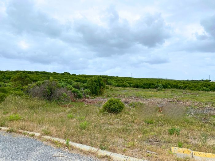 Vacant Land Residential for Sale in Kleinbaai: 600m2 plot with mountain views.