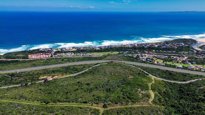 For Sale: Vacant Land Residential in Groot Brakrivier Rural with sea views.