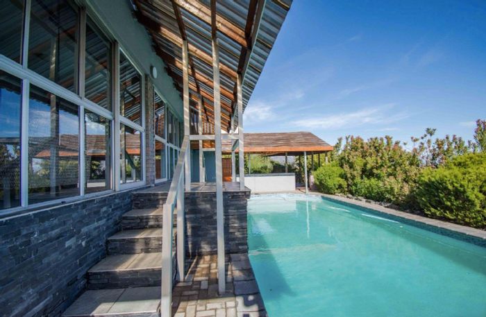 Olive Grove House For Sale: Spacious with pool, gym, and secure parking.