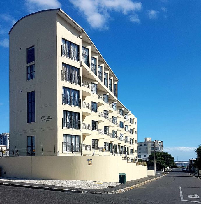 2-Bedroom Apartment To Rent in Van Ryneveld, near beach, parking, and WiFi.