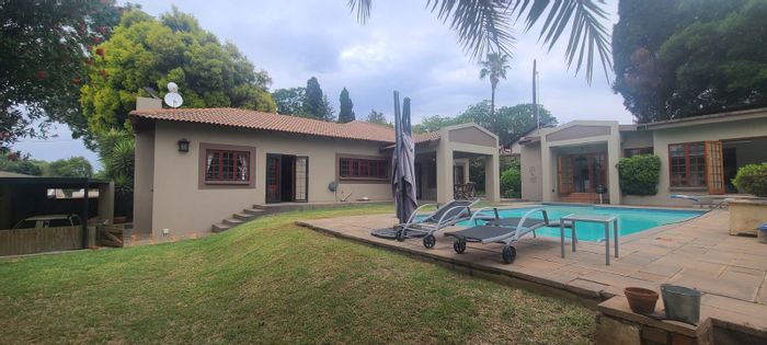 Edenvale Central House For Sale: 3 beds, pool, cottage, 24-hour security.