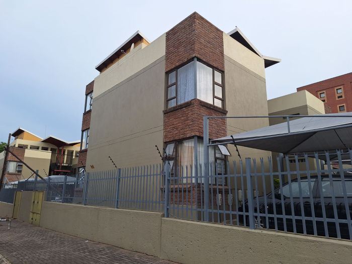 For Sale: One-bedroom apartment in Nelspruit Central, secure complex, close to amenities.