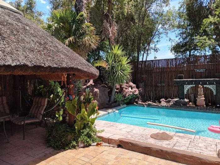 De La Haye House For Sale: Dual living, pool, braai area, rental potential.