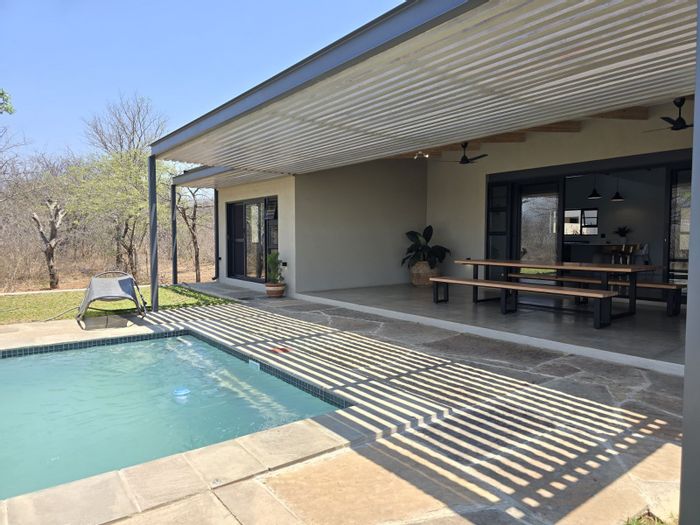 House For Sale in Zandspruit Bush & Aero Estate: Pool, solar, nature trails, privacy.