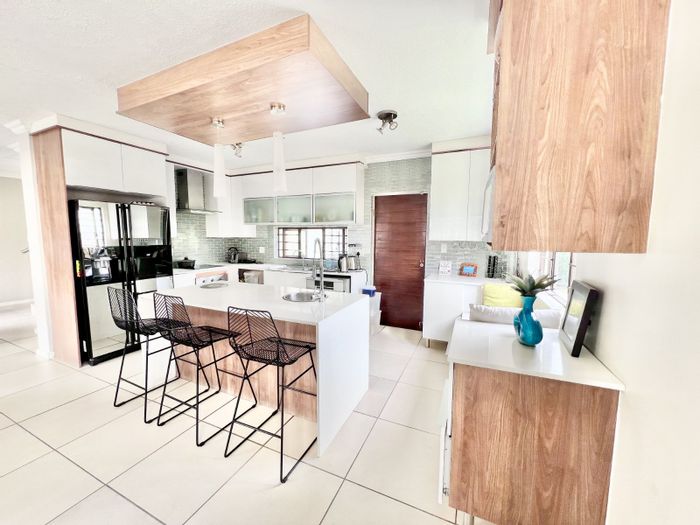 4-Bedroom House To Rent in Amberfield Valley with pool, patio, and braai area.