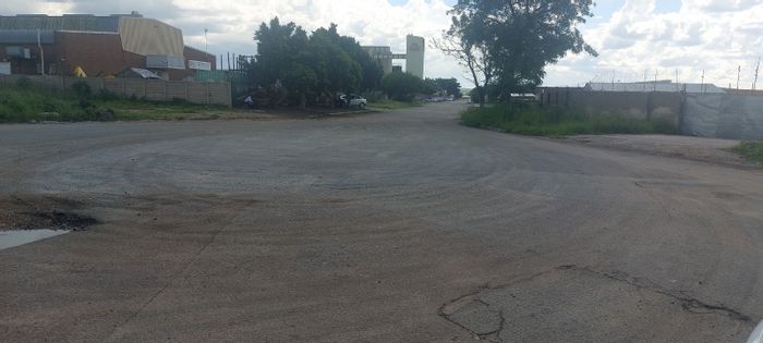 1.5HA Industrial land in Laboria, For Sale, near transport and amenities.