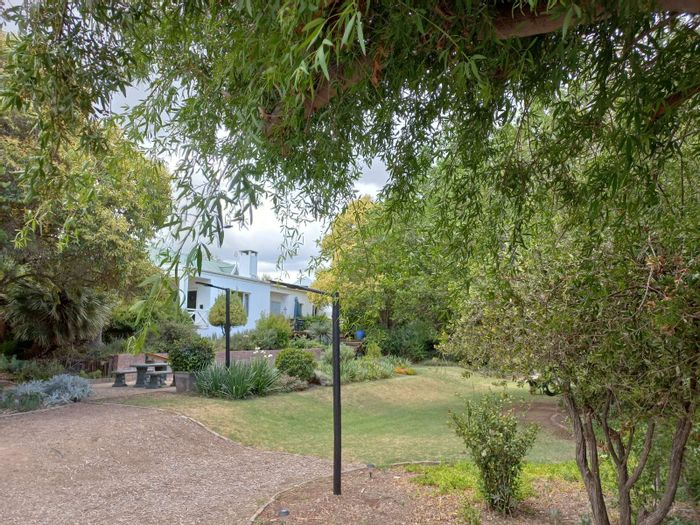 Farm for Sale in Calitzdorp Rural: Guesthouse, lucerne fields, ample water supply.
