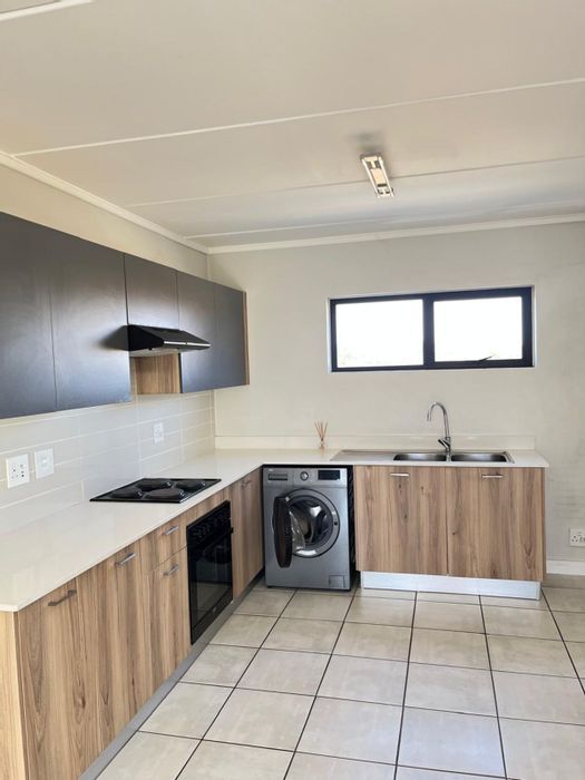 For Sale: 2 Bedroom Apartment in Greencreek Lifestyle Estate with amenities and security.