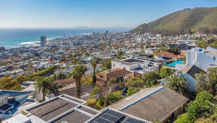 Fresnaye House For Sale: Expansive lot, panoramic views, renovation opportunity awaits.