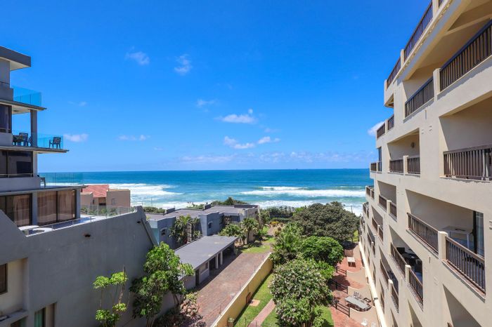 For Sale: 3-Bedroom Apartment in Umhlanga Central with Ocean Views and Pool Access.