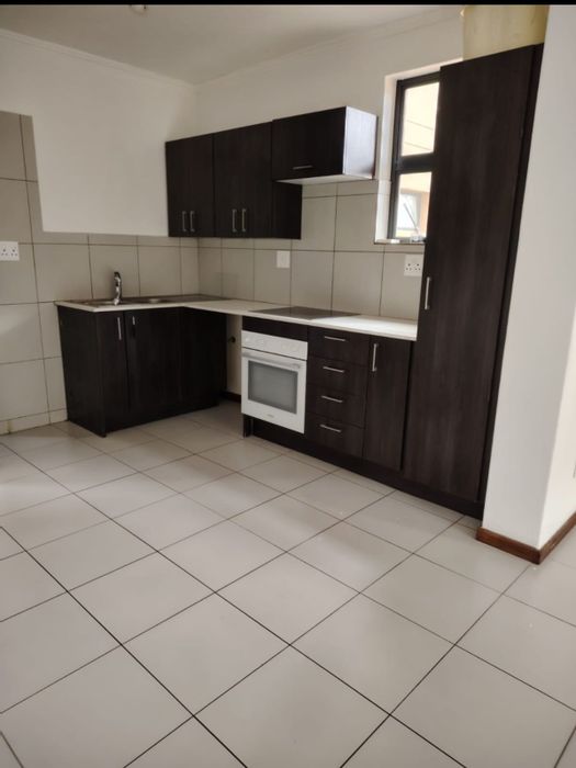 2-Bedroom Apartment For Sale in Jackal Creek Golf Estate with amenities and security.