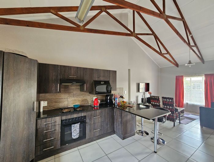 For Sale: Townhouse in Lydenburg Central with 3 beds, garage, and private courtyard.