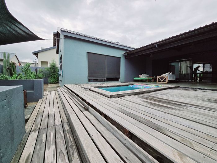 For Sale: House in Zambezi Manor Lifestyle Estate with pool, boma, and school access.