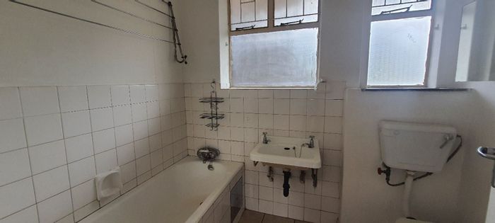 1.5-Bedroom Apartment For Sale in Weavind Park with Covered Parking and Secure Complex.