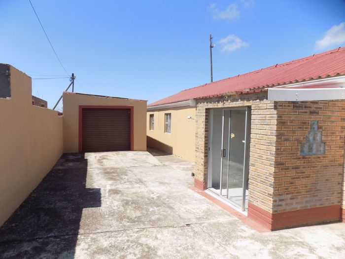 3-Bedroom House For Sale in Malabar with open living, garage, and community parks.