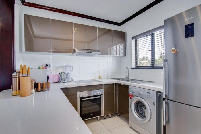 For Sale: 2-bedroom apartment in Craigavon with private balcony and parking.